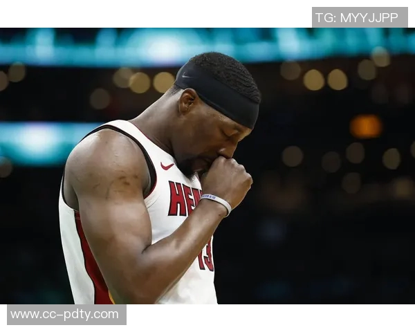 帕金斯直言湖人球员各自为战群聊缺失让团队氛围堪忧